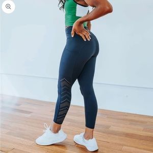 Lux Denali Laser Cut Capris - Navy